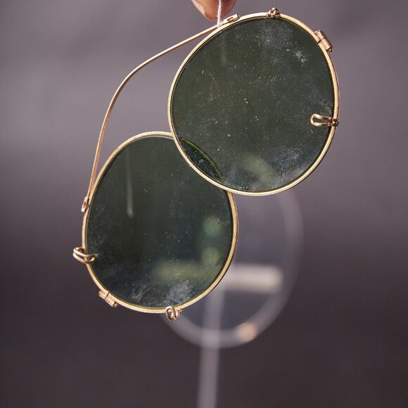 Vintage Clip On Tinted Gold Rim Sunglasses - Picture 3 of 6